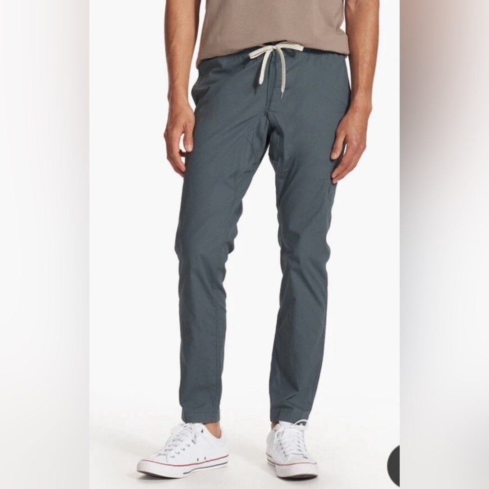 Vuori Pants Mens Medium Gray Ripstop Performance Stretch Zip Pockets Drawstring